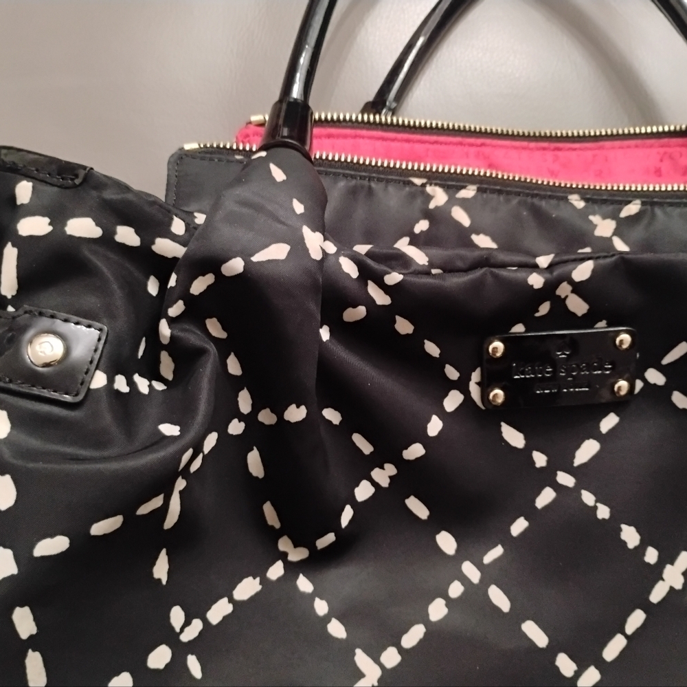 Kate Spade Sew Be It Stevie Lattice Print Shoulder Bag in Black & White - Picture 8 of 16